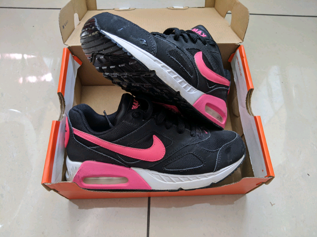 nike trainers 3.5